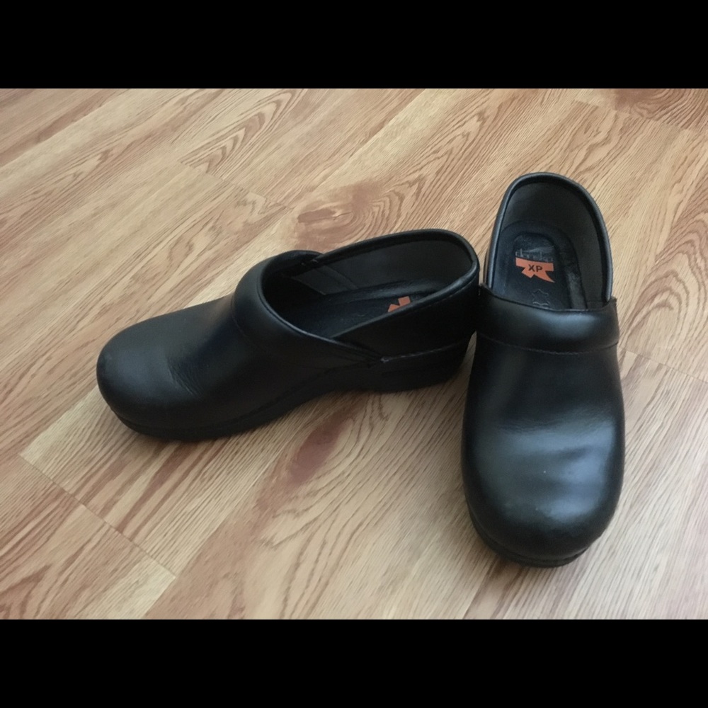 Dansko xp clogs size 38 VGUC